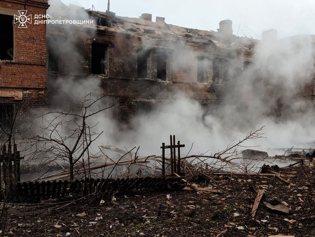 ������ ���