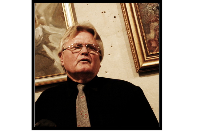 Умер известный журналист и писатель Днепра