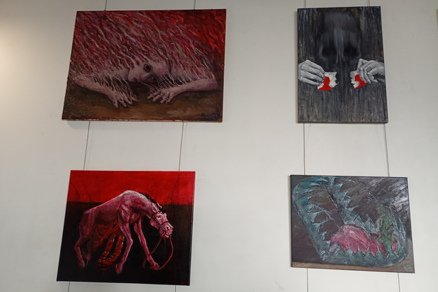 В Днепре открыли выставку картин, посвященных 1-й Мировой войне