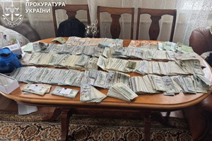 �� ���������������� ������ ��� ������� �� ���������� ������ ������������� �� ������ � �������� ����� 300 000 ������ ���