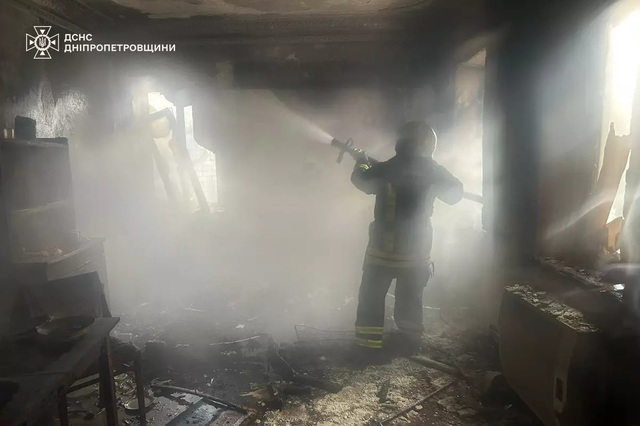 В Днепре в результате пожара в доме погибла женщина