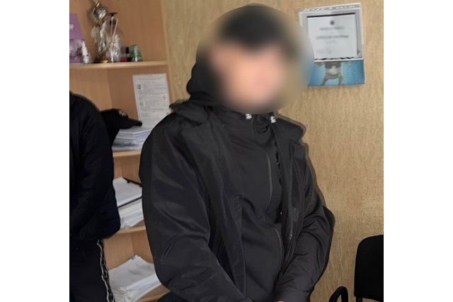 Полицейские Днепра задержали мужчину, причастного к краже имущества из учебного заведения города