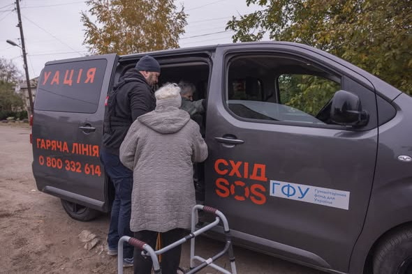 Продолжается эвакуация мирных людей из восточных районов Днепропетровщины