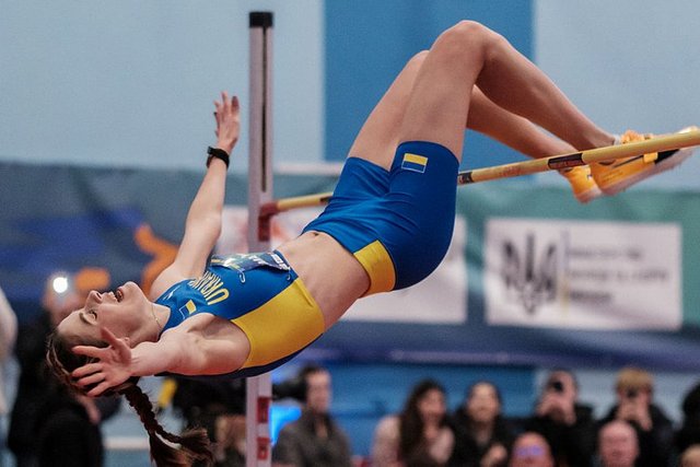 �������� ������� ��������� ���� �������� � ���������� ����� ������������ �� ������� � ������ � ��������