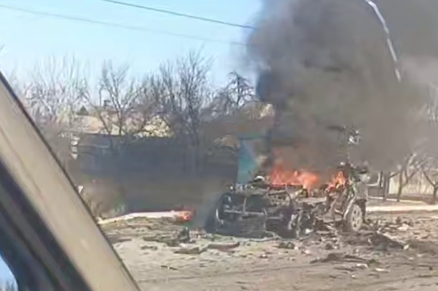 Оккупанты ударили БпЛА по автомобилю на трассе Днепропетровщины за 50 км от линии боевого столкновения