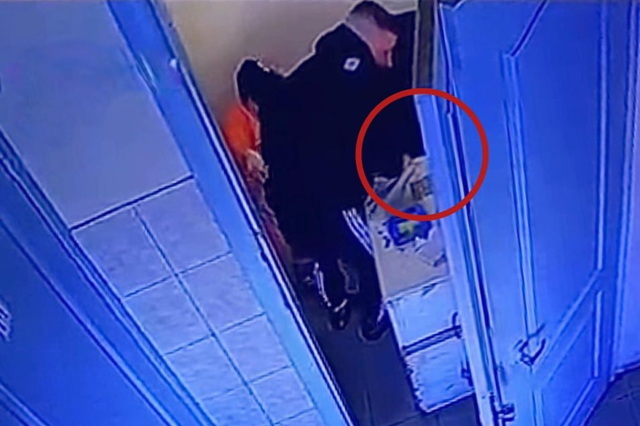 Набросился на пожилую работницу туалета, чтобы ограбить: в Днепре судили 30-летнего преступника