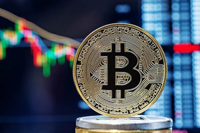 «Слон у кімнаті»: у Нацбанку розповіли, коли в Україні легалізують криптовалюту