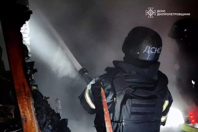 Иллюстративное фото. В Днепре неподалеку от ТЦ Приозерный произошел пожар: есть пострадавший, обнаружены фрагменты тела