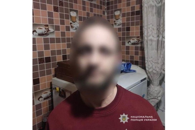 Подошел на улице и начал требовать деньги: В Днепре будут судить мужчину, ограбившего знакомого