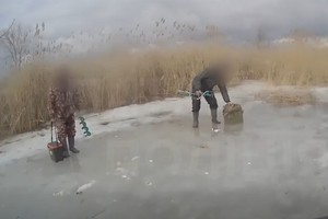 ����������� ������ ������� ����� �������, �������� �� �������� ���� � ������� ��������