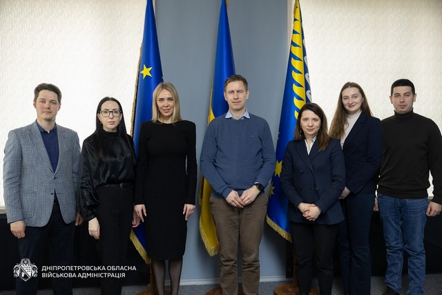 ����� 900 ��� ����. �� �������������� ������� ������� ���������������� �� ������� U-RESTORE