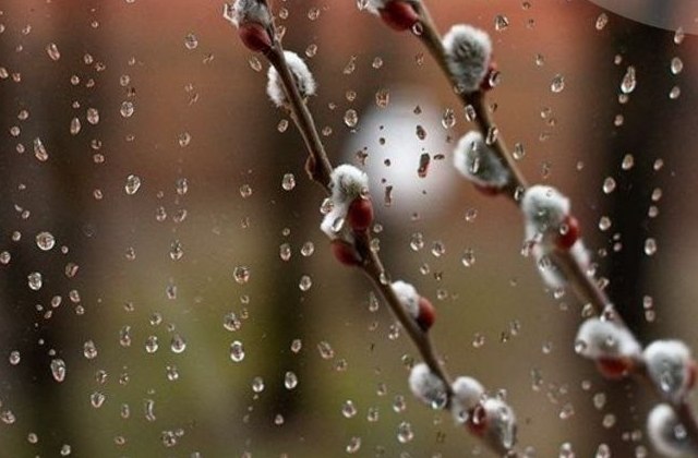 Тепло та недуже сонячно: погода у четвер в Дніпрі та області