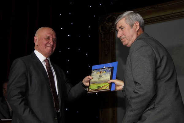 � ��������������� ����������� � �������� ������������