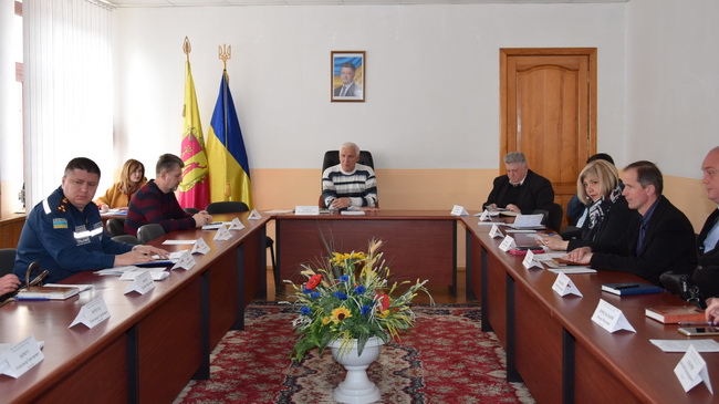 � ��������� ������ ���� �������� ������������ � ������ ������ � �����