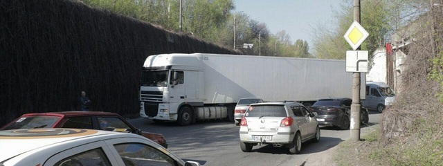     -   Lada  DAF  