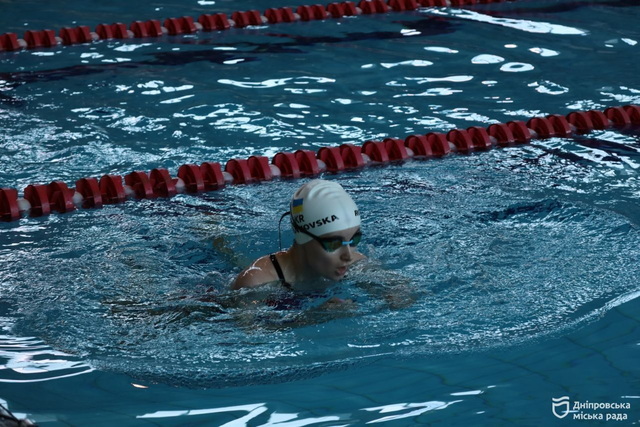 ����� 200 ������� �� ���� ������� ������������� �� ���������� ������� �� �������� � ������