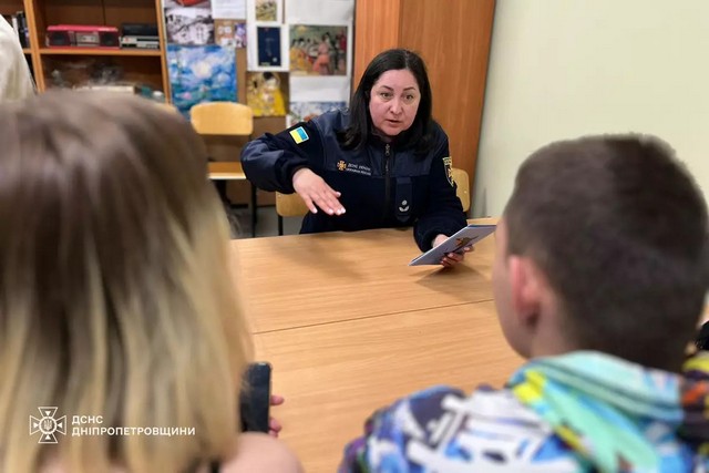 � ����� �������-������������ ������� ����� ������ � �������������� ����� � ������� ��� ��������