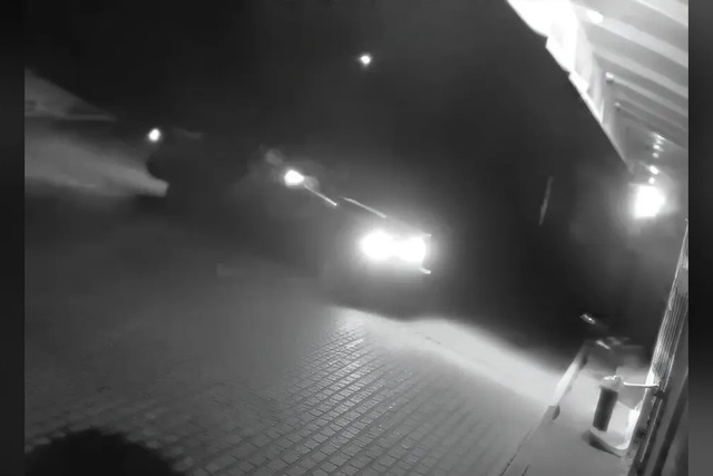 Відео моменту: у Синельниковому стріляли з машини по заправці