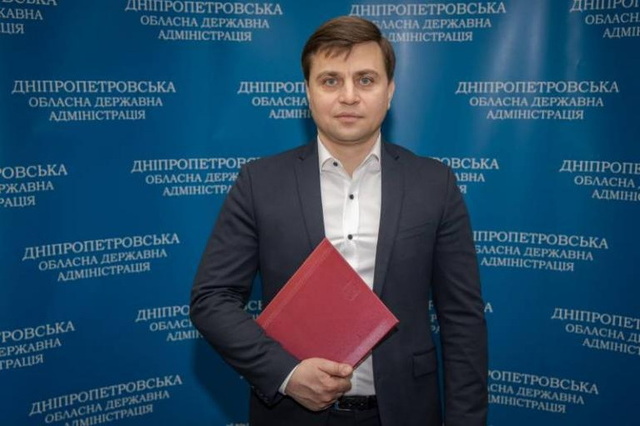 Прибутки чиновника на Дніпропетровщині під час повномасштабної війни вражають уяву