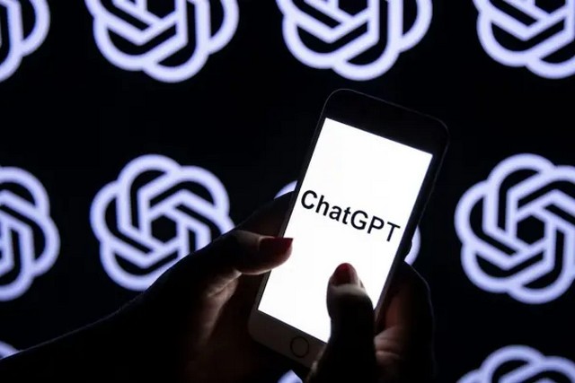 ChatGPT �� ����� ز-������ ��������� � ������ � Downdetector ���������� ����� ������ �����