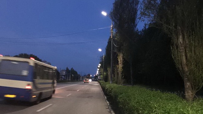       LED-