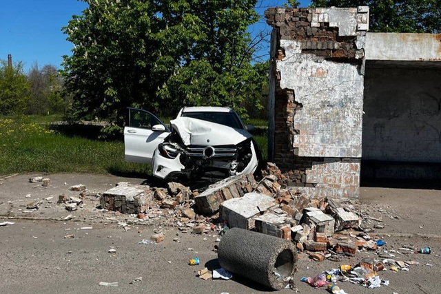 2,15 �������� ��������: � ������ ���� ������������ Mercedes-Benz ������� � ���������