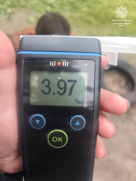 У Дніпрі цього тижня патрульні виявили «рекордсменів» — водіїв, які сіли за кермо нетверезими