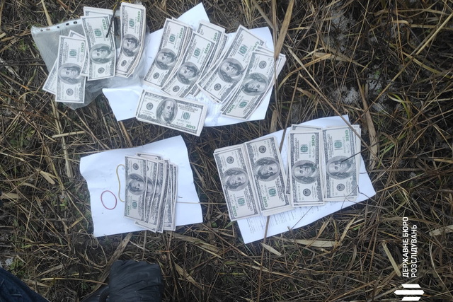 15 тисяч доларів за «бронь» і виїзд — до суду передали справу військового ВСП з Кривого Рогу