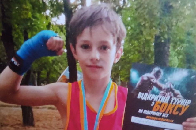 Рідні 10-річного хлопчика, який загинув у жовтні 2024 року у Кам’янському, обурені затягуванням слідства та відсутністю результатів у справі