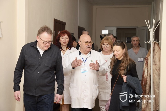 «Вражені професіоналізмом медиків», — мер Кельна про міську лікарню у Дніпрі
