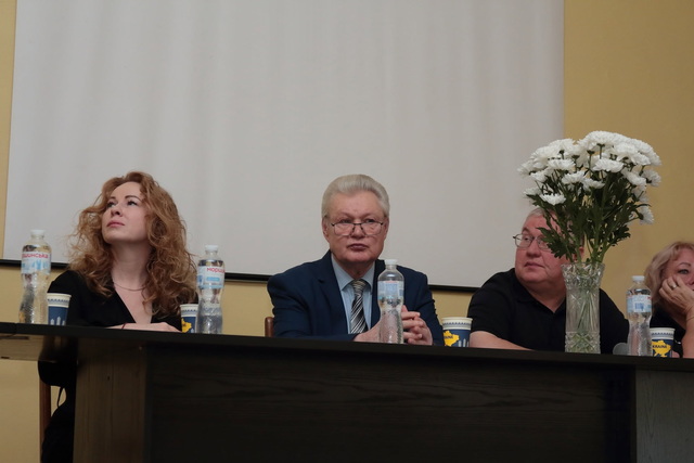 В інфізі Дніпра обрали нового старого керівника