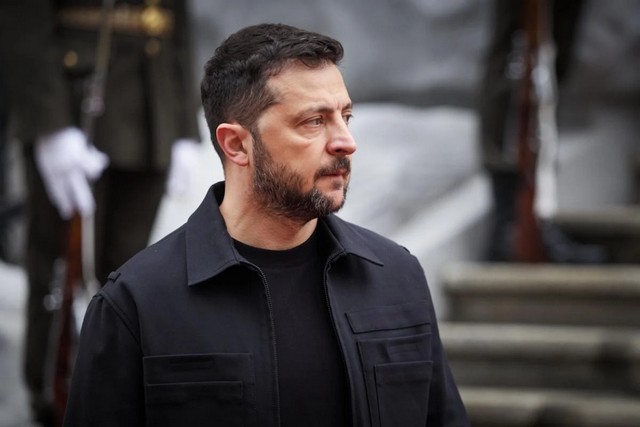 Зеленський анонсував підвищення зарплат військовим: скільки платитимуть