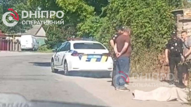 В Днепре на улице Большая Диевская обнаружили тело мужчины