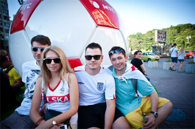 Фото с сайта www.fanday.mts.сom.ua В Украине настоящий фан-бум