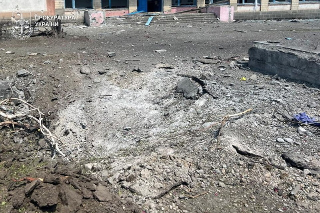 В Днепропетровской области от вражеских ударов погибла 7-летняя девочка, есть раненые