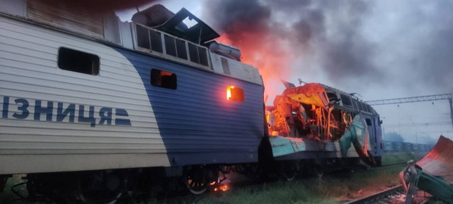 Війська рф атакували два локомотиви на Дніпропетровщині