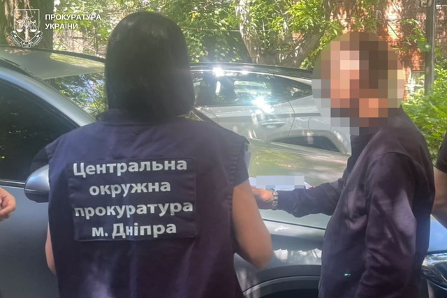 Незаконно переоформив квартиру померлого та продав — у Дніпрі викрито адвоката