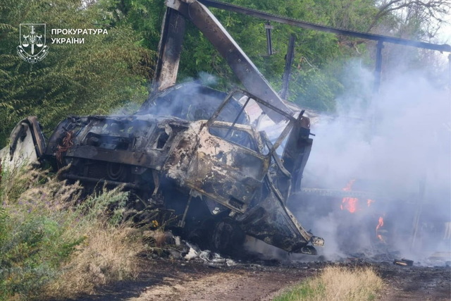 Один загиблий та двоє постраждалих, серед яких 13-річний підліток — окупанти обстріляли Криворіжжя