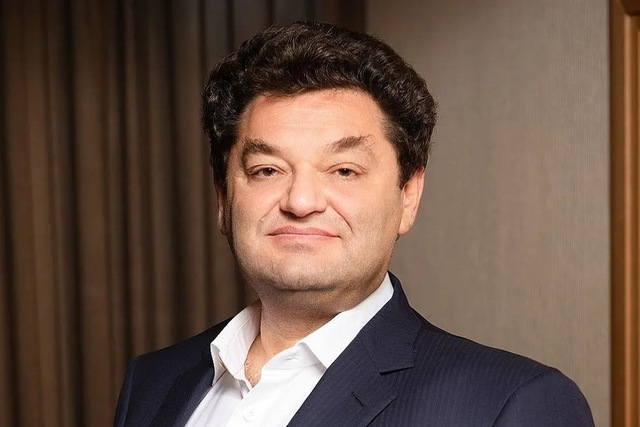 Днепровский бизнесмен Вадим Ермолаев считает, что офицеры ГУР причастны к покушению на его семью - открытое письмо бизнесмена