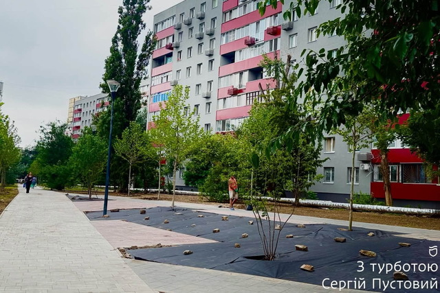 На вулиці Калиновій формують новий громадський простір