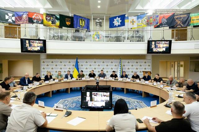 Захист інфраструктури і План стійкості: Дніпропетровщину відвідав Міністр з відновлення, інфраструктури та транспорту