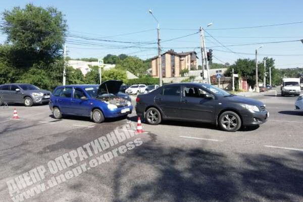     Lada   Toyota ( )