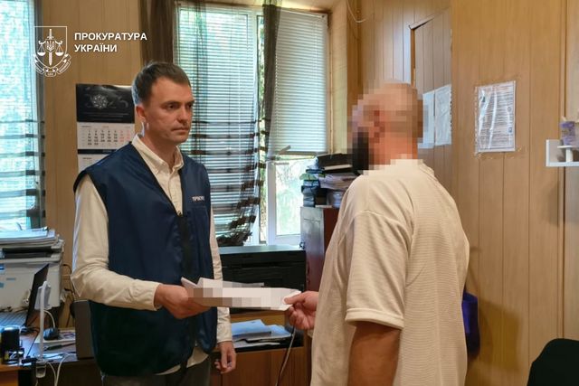 Самовольное водопользование с убытком почти 1,8 млн грн: на Днепропетровщине подозревается эксруководитель коммунального предприятия