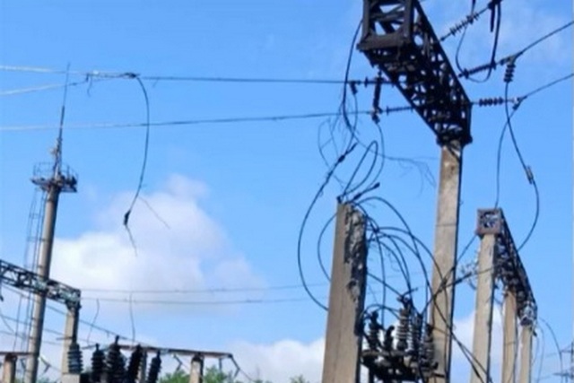 За тиждень енергетики повернули світло у 87,7 тисяч осель регіону