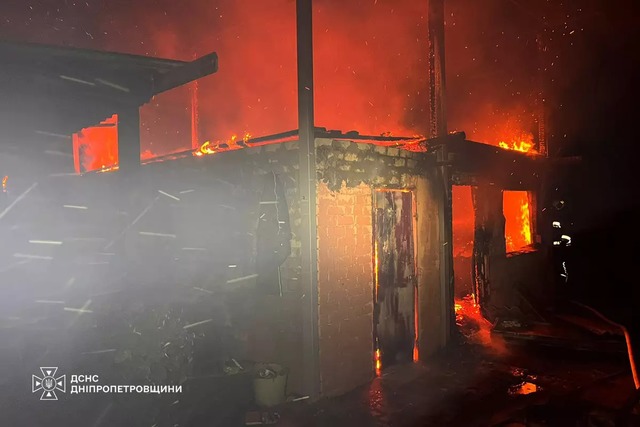 У Дніпрі горів дачний будинок