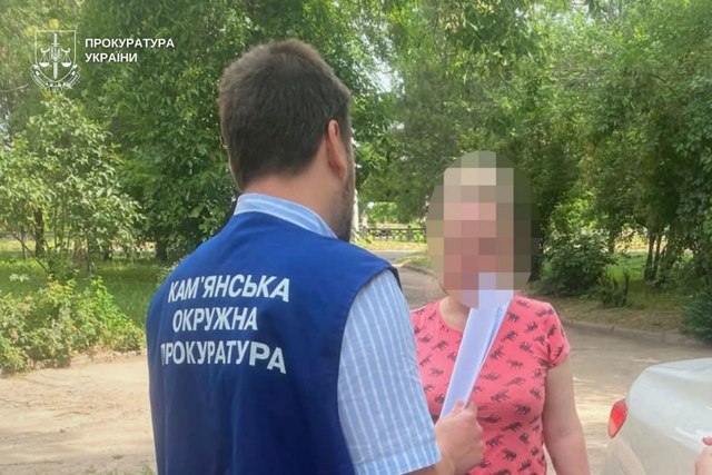 Фіктивне працевлаштування та майже пів мільйона гривень збитків — справу щодо двох експосадовиць ліцею у Кам’янському скеровано до суду