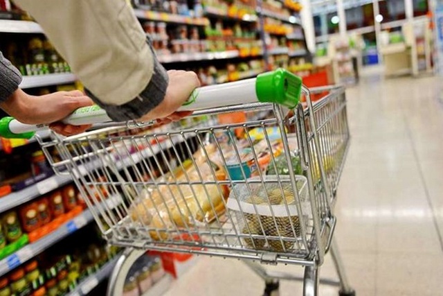 Цены на продукты вырастут уже в сентябре: эксперт назвал группы, которые прибавят 15-20%