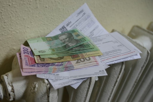 Украинцы из прифронтовых громад могут получить средства на отопление: кто может претендовать на помощь