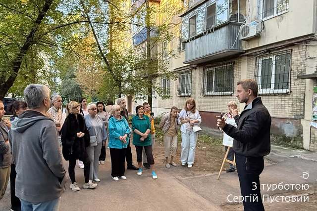 У Дніпрі продовжують утеплювати житлові будинки