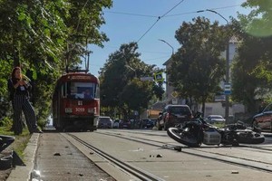� ����� �� ������������ ��������� Mercedes �� ����������: ���� ������������, ������ ����������